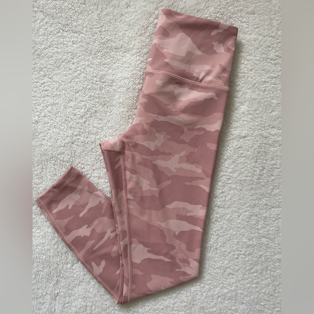Athleta Elation Camo 7/8 Tight Leggings, Pink Camo, Women’s Size Small